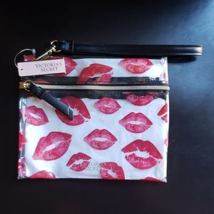 💋 VS Clear Wristlet Makeup Bag